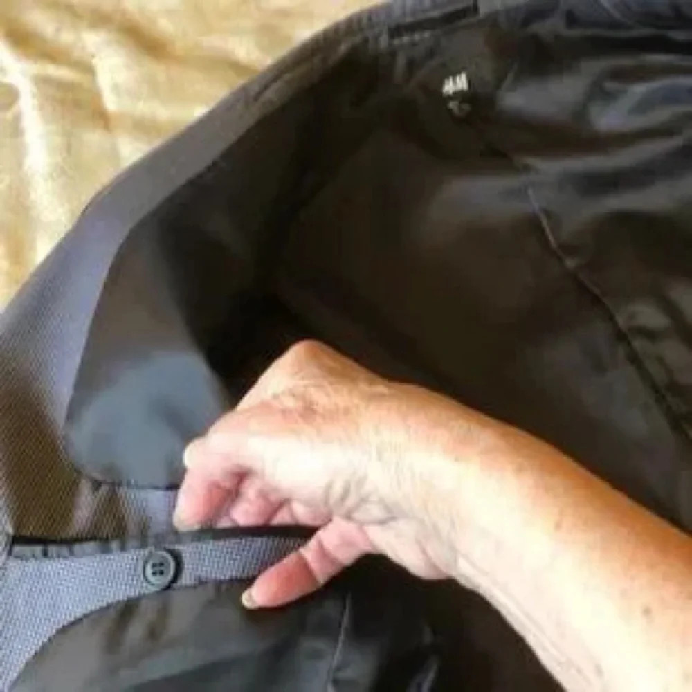H&M Light Gray Men's Blazer with Black Trim